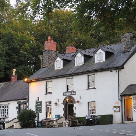 The Bryntirion Inn Llandderfel Buitenkant foto